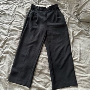 Aritzia Wilfred Effortless Pants (Cropped)